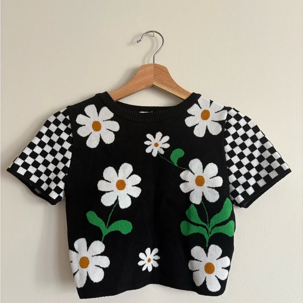 Floral Knit Top - Picture 3 of 3